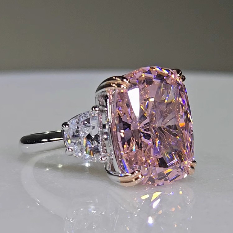 Anello di Fidanzamento in Arge - Ring Bearer Pillow recensione e prezzo